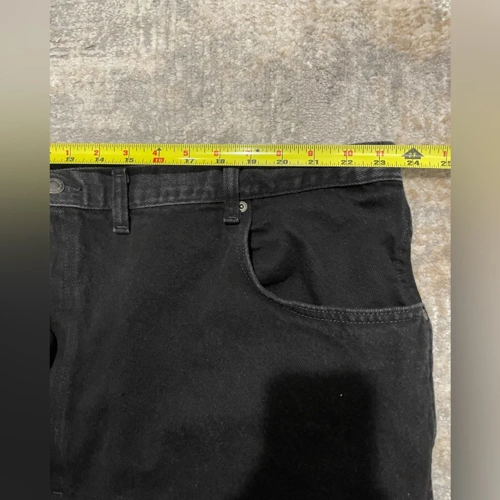 Wrangler Rugged Wear Black Denim Jeans Mens Size 50x30 100% Cotton - Picture 5 of 10